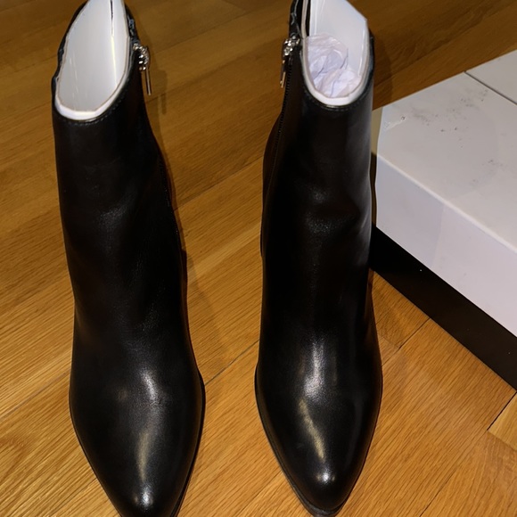 DOLCE VITA women’s Timone Bootie Onyx - Picture 15 of 16